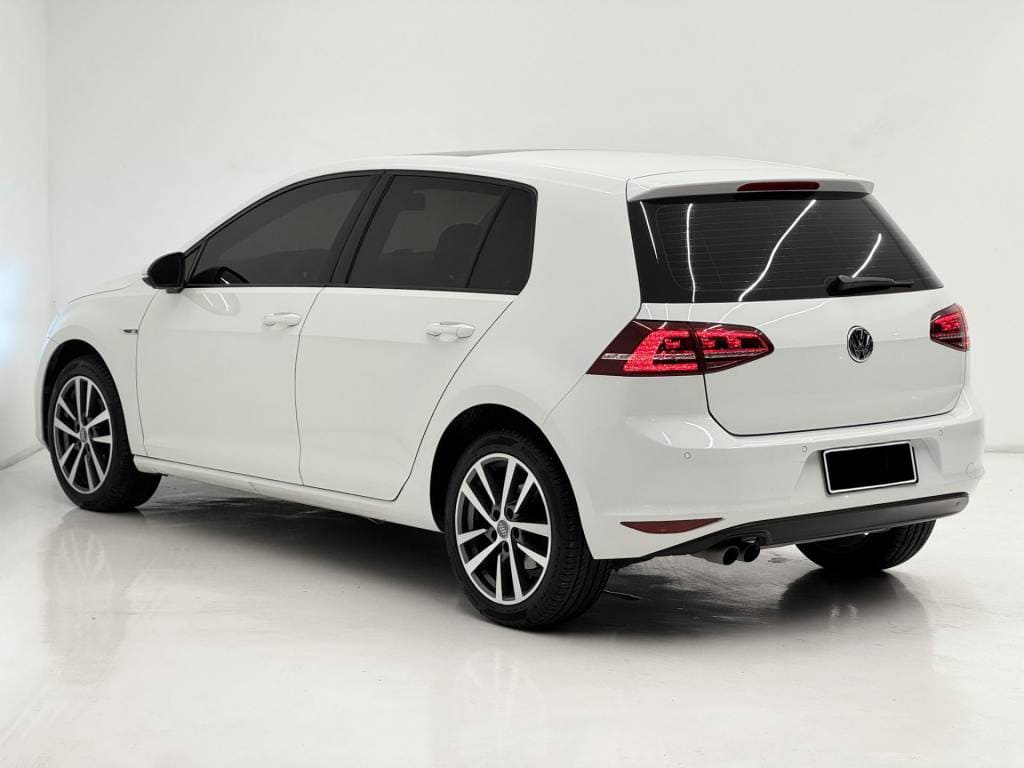 01-GOLF VW (5)